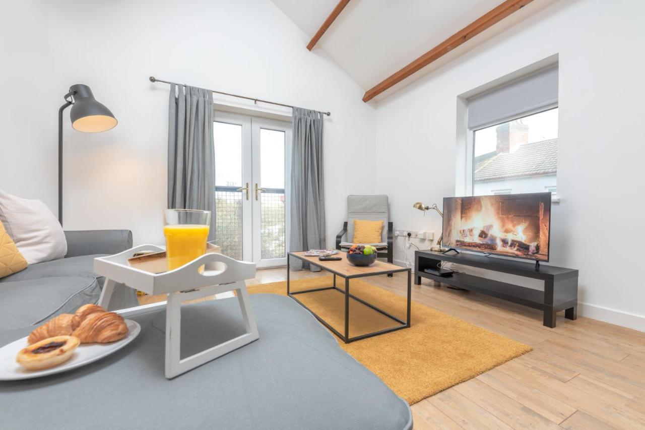 Stayright- 2 Bedroom House, Centrally Located & Close Walk To City Centre Cardiff Eksteriør billede