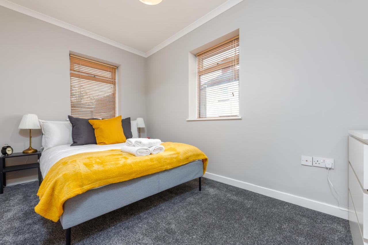 Stayright- 2 Bedroom House, Centrally Located & Close Walk To City Centre Cardiff Eksteriør billede